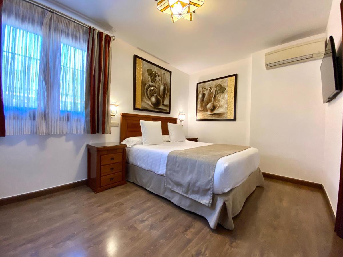 Hostal Rodri (Adults Only) Гранада Экстерьер фото