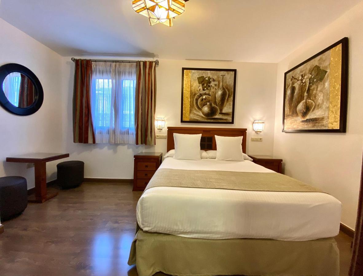 Hostal Rodri (Adults Only) Гранада Экстерьер фото